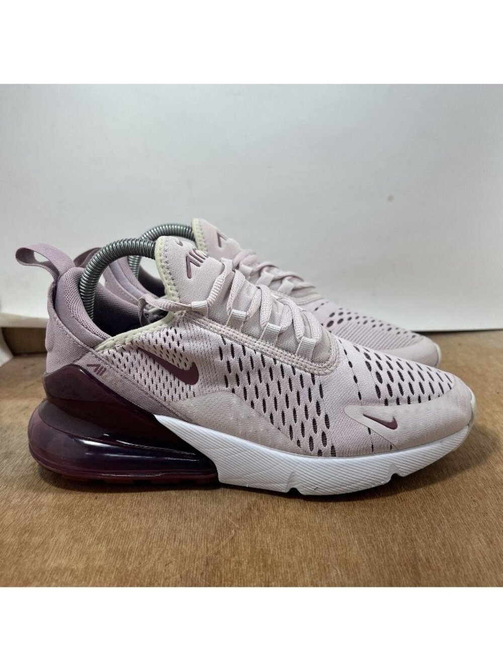 Nike Air Max 270 Running Shoes Barely Rose Pink AH6789-601 Women’s Size 8